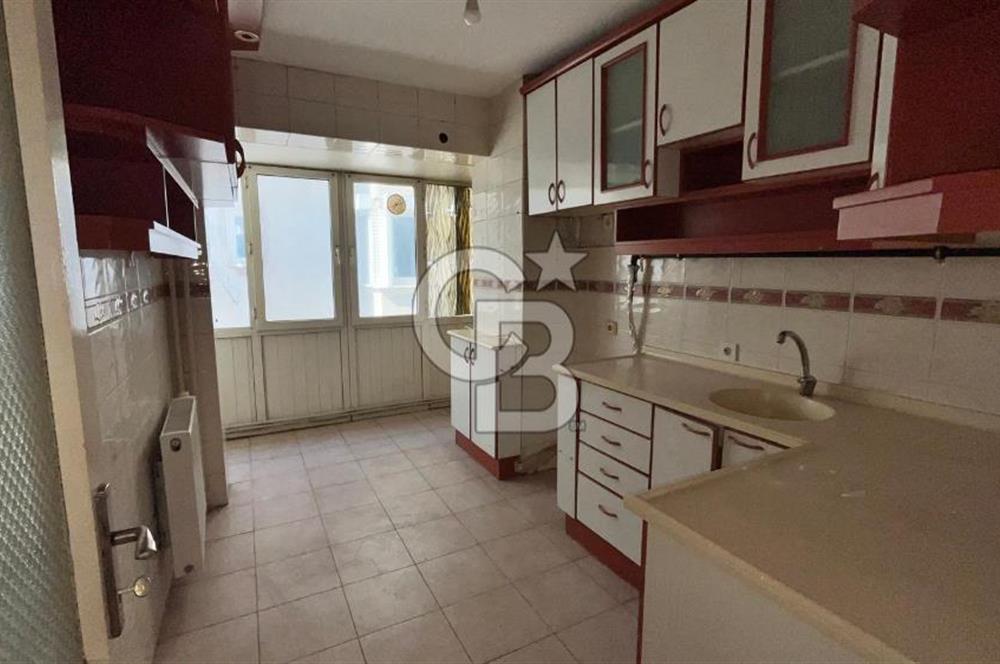 Bornova Küçükpark'ta Kiralık 3+1 Daire