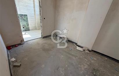 MODERN YAŞAMA UYGUN GENİŞ AYRICALIKLI SİTE İÇİNDE VİLLA