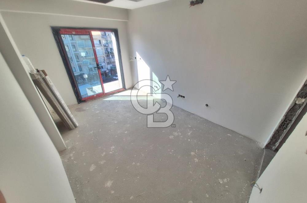 İZMİR KARŞIKAYA BOSTANLI İSKELE KARŞISINDA 1+1 SATILIK DAİRE CB-PH