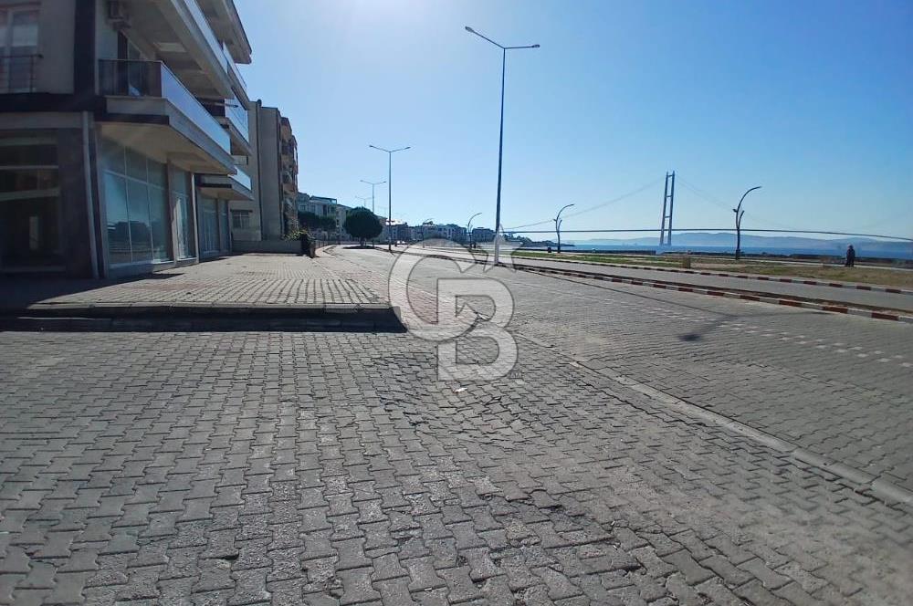 LAPSEKİ YENİ KORDONDA BOĞAZA SIFIR 3+1 SATILIK DAİRE