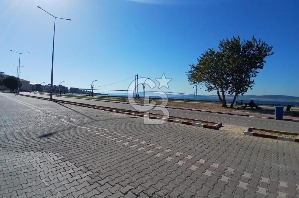 LAPSEKİ YENİ KORDONDA BOĞAZA SIFIR 3+1 SATILIK DAİRE