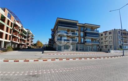 LAPSEKİ YENİ KORDONDA BOĞAZA SIFIR 3+1 SATILIK DAİRE
