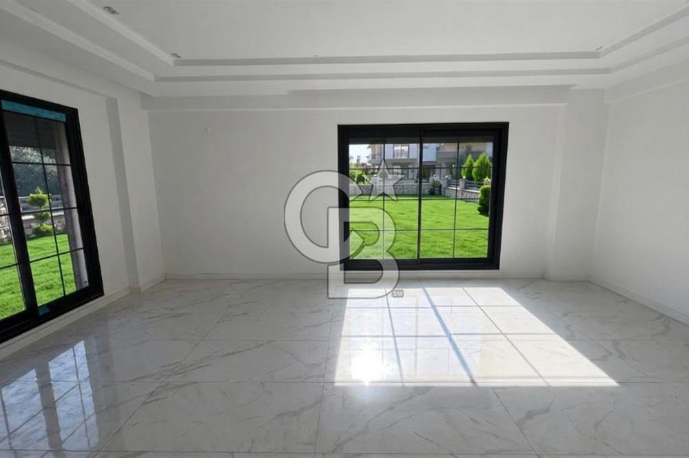 MENDERES COLDWELL BANKER POYRAZDAN KÖŞE KONUM LÜKS 4+1 VİLLA