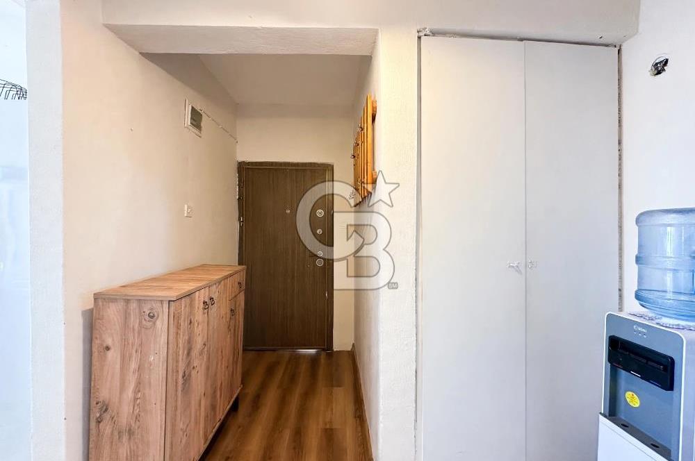   KARABURUN MERKEZDE PANORAMİK DENİZ MANZARALI, ÖZEL BAHÇELİ 2+1 DAİRE