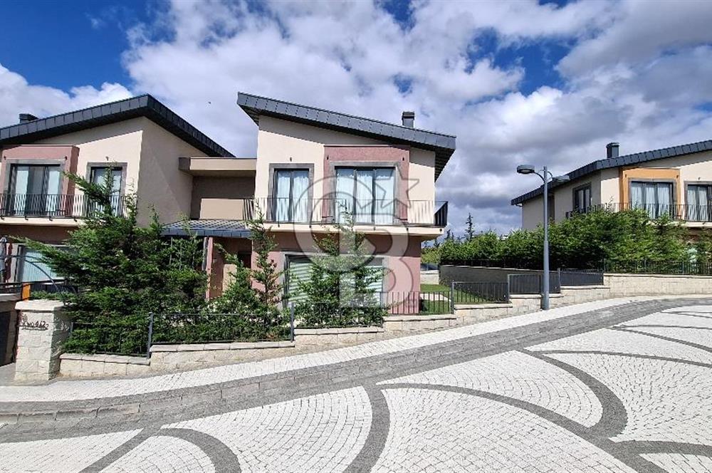 Silivri Oksijen Ortaköy Sitesinde Kiralık 5+1 Dubleks Lüks Villa