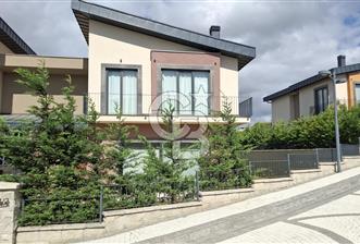 Silivri Oksijen Ortaköy Sitesinde Kiralık 5+1 Dubleks Lüks Villa - 1 - 376971