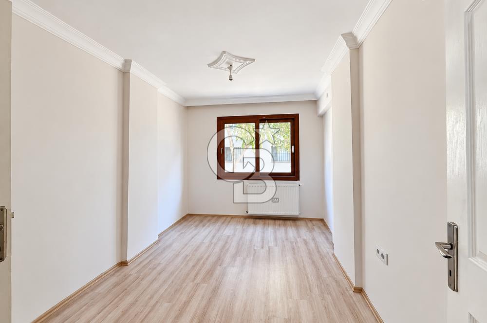 BORNOVA’NIN MERKEZİNDE AŞIK VEYSEL PARKI MANZARALI KİRALIK DAİRE