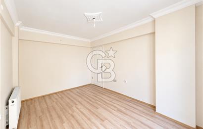 BORNOVA’NIN MERKEZİNDE AŞIK VEYSEL PARKI MANZARALI SATILIK DAİRE