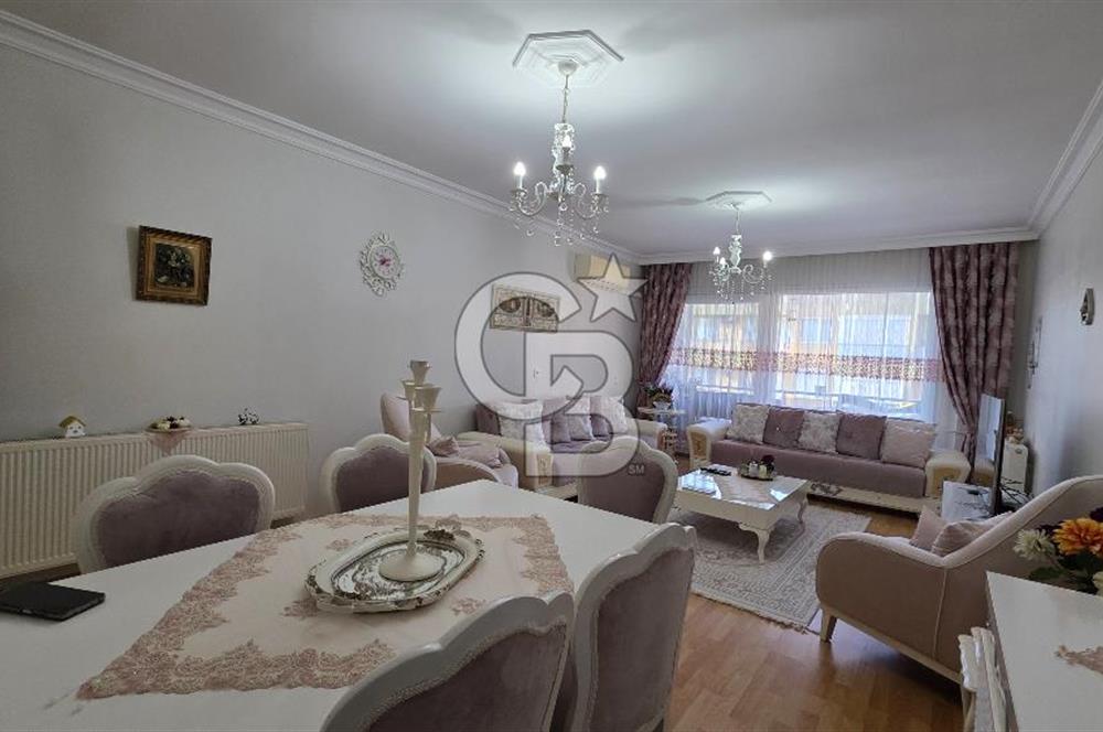 Ayvalık Sarımsaklı Merkez'de Satılık Geniş 3+1 Daire 
