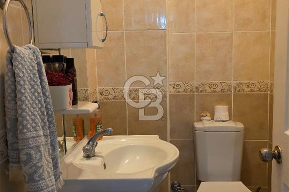Ayvalık Sarımsaklı Merkez'de Satılık Geniş 3+1 Daire 
