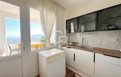   KARABURUN MERKEZDE PANORAMİK DENİZ MANZARALI, ÖZEL BAHÇELİ 2+1 DAİRE