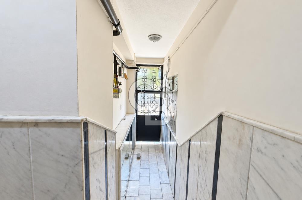 BORNOVA’NIN MERKEZİNDE AŞIK VEYSEL PARKI MANZARALI SATILIK DAİRE
