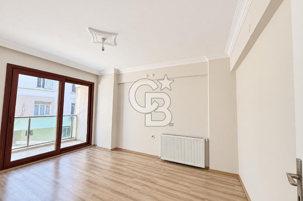 BORNOVA’NIN MERKEZİNDE AŞIK VEYSEL PARKI MANZARALI SATILIK DAİRE