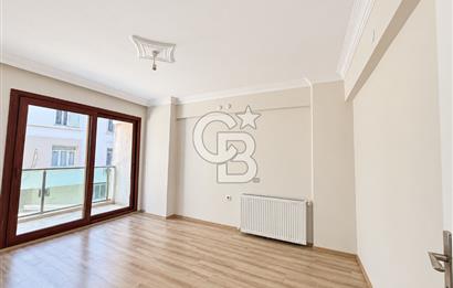 BORNOVA’NIN MERKEZİNDE AŞIK VEYSEL PARKI MANZARALI SATILIK DAİRE