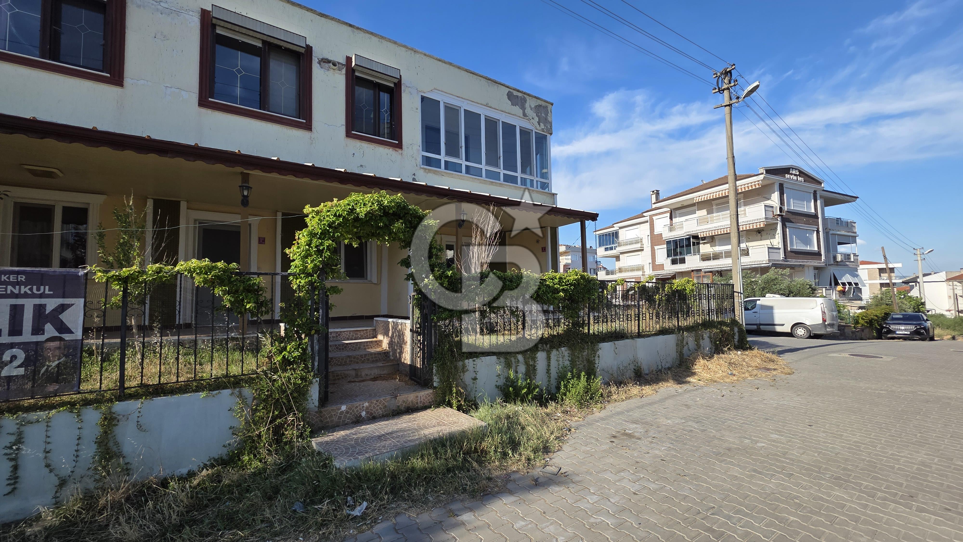 Ayvalık Sarımsaklı Merkez'de Satılık 1+1 Daire 