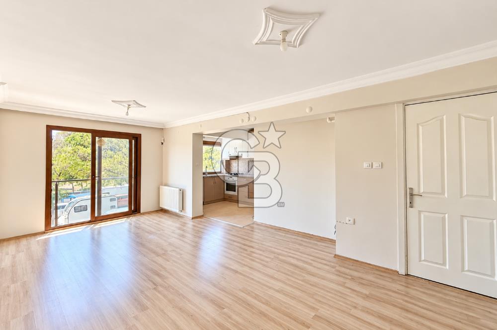 BORNOVA’NIN MERKEZİNDE AŞIK VEYSEL PARKI MANZARALI SATILIK DAİRE