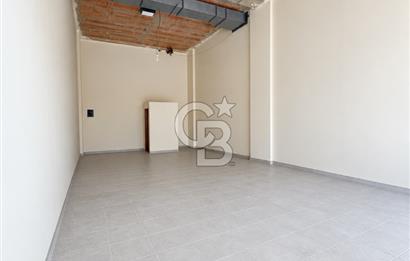 SULTANBEYLİ HAYAT ÇARŞIDA 76 M² VİTRİNLİ KİRALIK DÜKKÂN