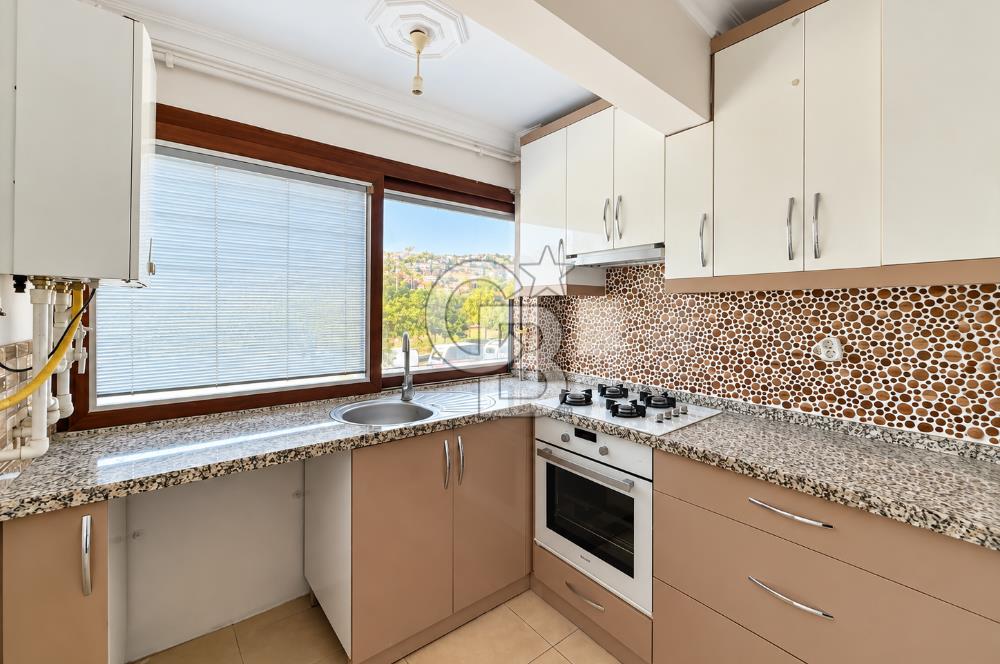 BORNOVA’NIN MERKEZİNDE AŞIK VEYSEL PARKI MANZARALI KİRALIK DAİRE