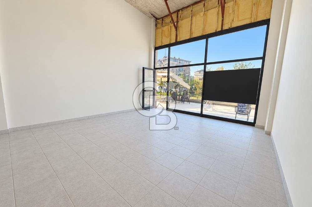 SULTANBEYLİ HAYAT ÇARŞIDA 76 M² VİTRİNLİ KİRALIK DÜKKÂN