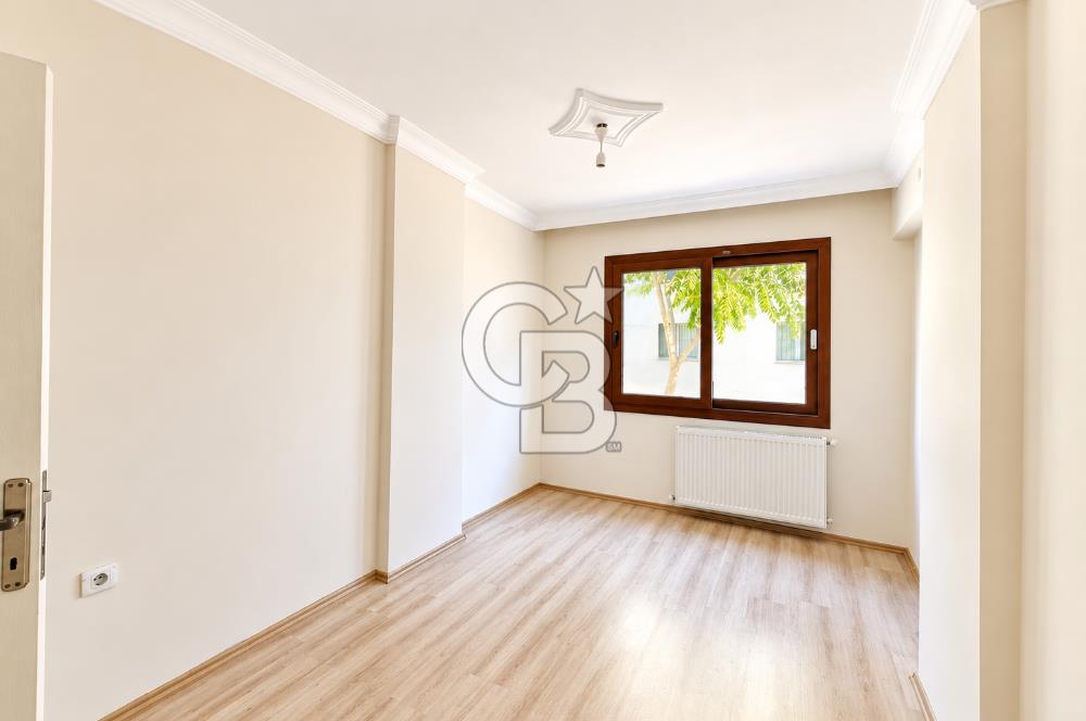 BORNOVA’NIN MERKEZİNDE AŞIK VEYSEL PARKI MANZARALI KİRALIK DAİRE