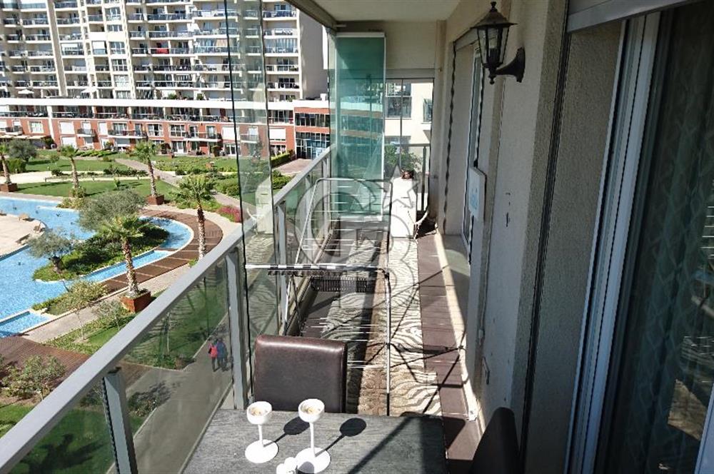 Karşıyaka Mavişehir Park Yaşam Eşyalı 1+1 Satılık Daire
