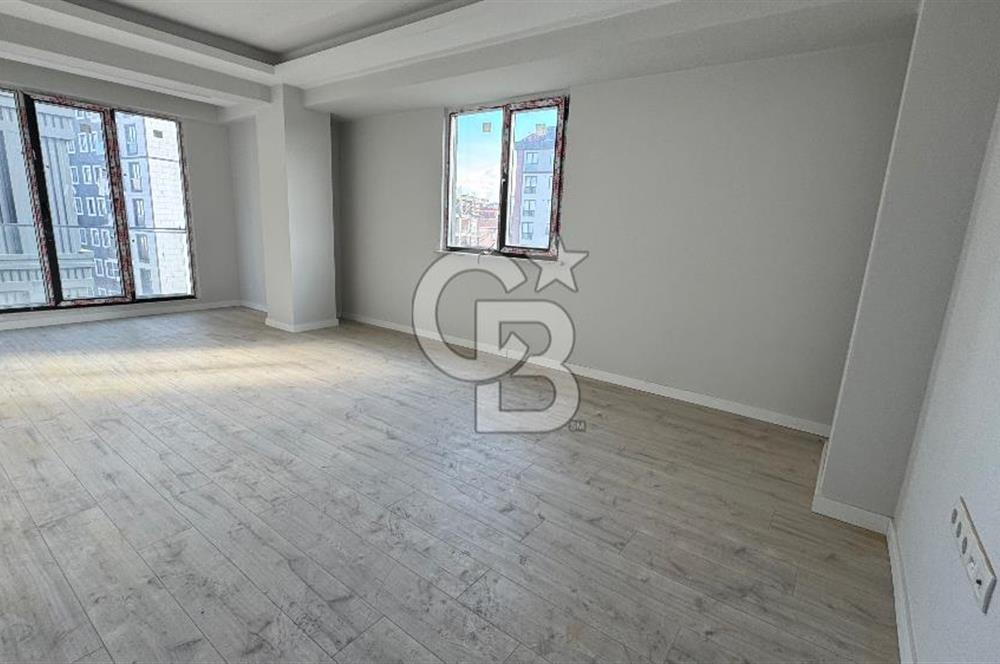 SULTANBEYLİ'NİN MERKEZİNDE MODERN BUTİK PROJEDE SATILIK 3+1