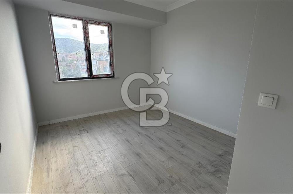 SULTANBEYLİ'NİN MERKEZİNDE MODERN BUTİK PROJEDE SATILIK 3+1
