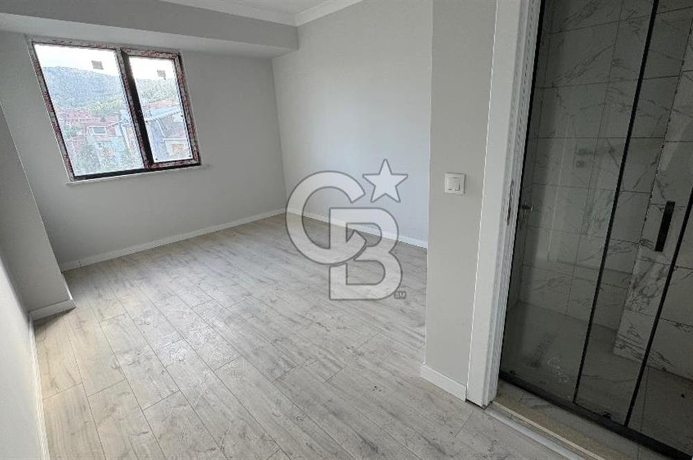 SULTANBEYLİ'NİN MERKEZİNDE MODERN BUTİK PROJEDE SATILIK 3+1