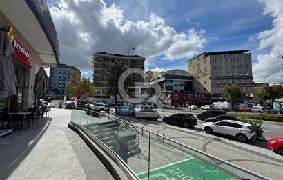 SULTANBEYLİ HAYAT ÇARŞIDA 76 M² VİTRİNLİ KİRALIK DÜKKÂN