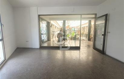 İZMİR, KEMERALTI, ANTİKACILAR ÇARŞISI 40 M2 KİRALIK DÜKKAN