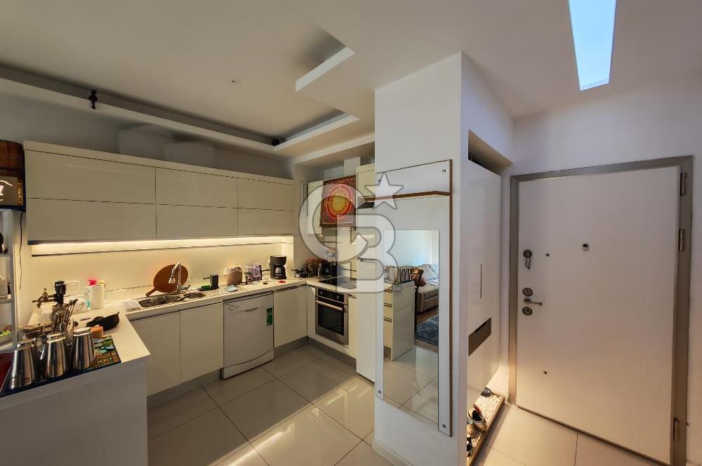 Karşıyaka Yalı Mahallesi Mavişehir Elara Sitesi Eşyalı 1+1 Satılık Daire