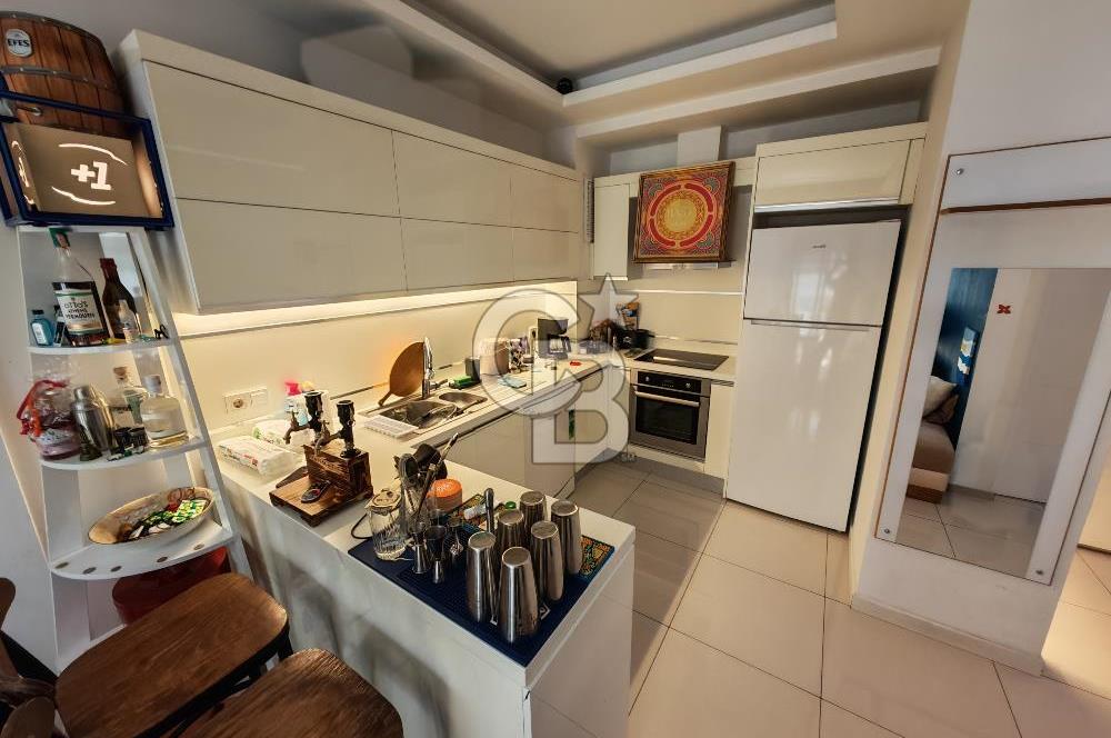 Karşıyaka Yalı Mahallesi Mavişehir Elara Sitesi Eşyalı 1+1 Satılık Daire