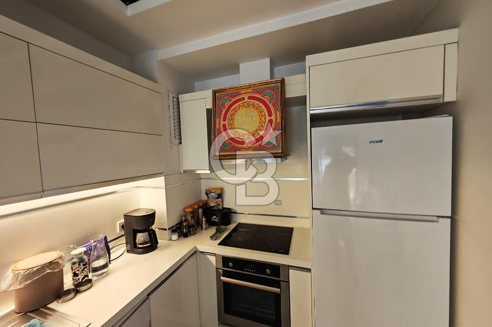 Karşıyaka Yalı Mahallesi Mavişehir Elara Sitesi Eşyalı 1+1 Satılık Daire