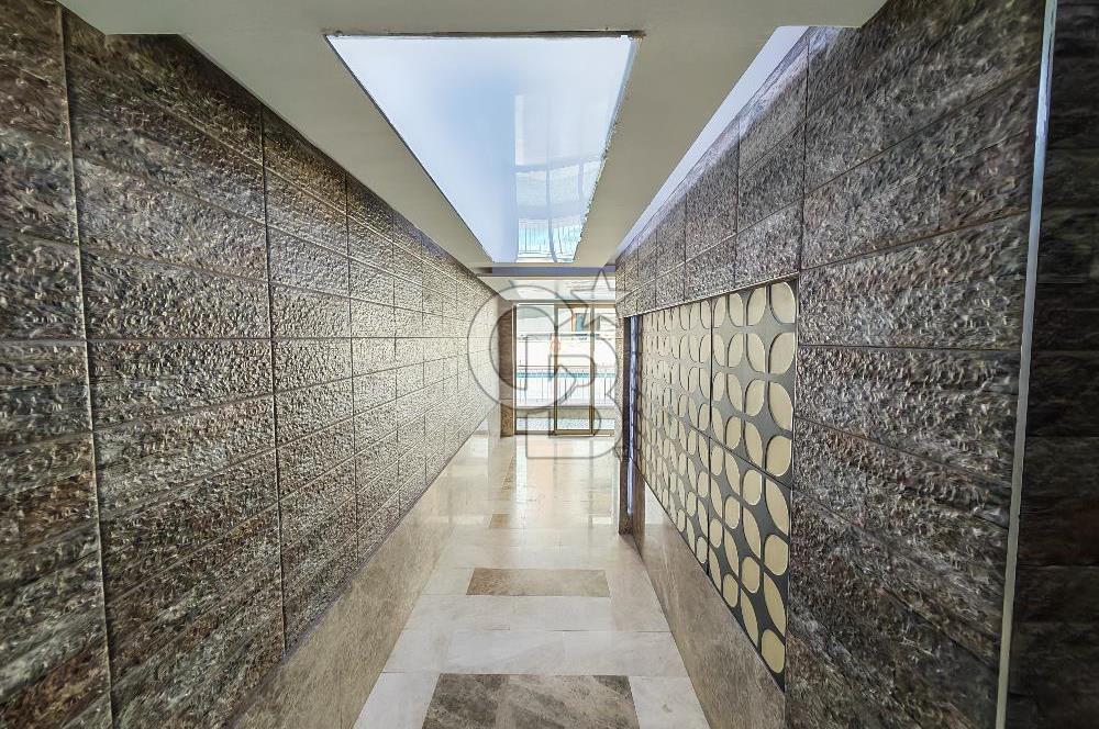 Karşıyaka Yalı Mahallesi Mavişehir Elara Sitesi Eşyalı 1+1 Satılık Daire