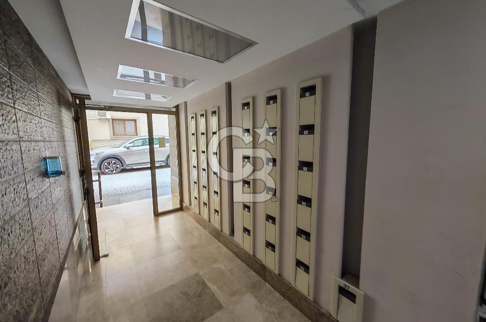 Karşıyaka Yalı Mahallesi Mavişehir Elara Sitesi Eşyalı 1+1 Satılık Daire