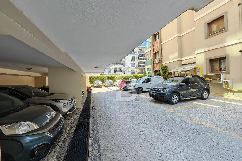Karşıyaka Yalı Mahallesi Mavişehir Elara Sitesi Eşyalı 1+1 Satılık Daire