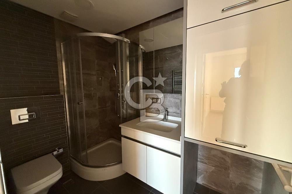 Karlıktepe Mahallesi, Spor Caddesi, No:19B, 34870 Kartal / İstanbul. 