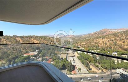 Neva Yalı'da Satılık 1+1 Deniz ve Şehir Manzaralı Daire