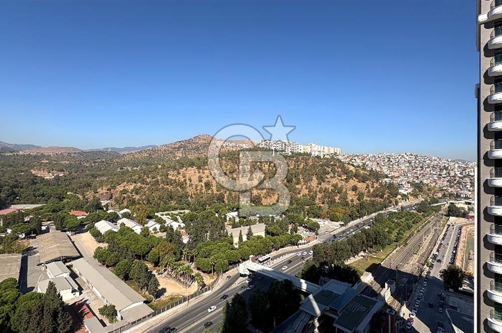 Neva Yalı'da Satılık 1+1 Deniz ve Şehir Manzaralı Daire
