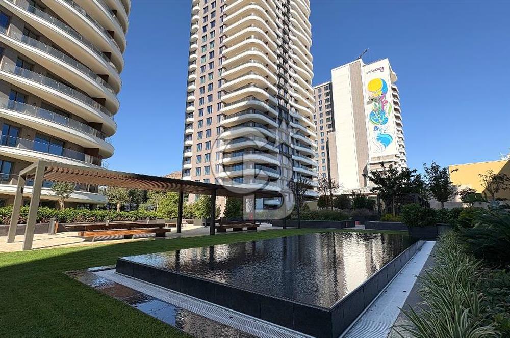 Neva Yalı'da Satılık 1+1 Deniz ve Şehir Manzaralı Daire