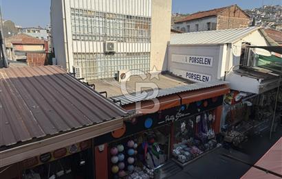 KEMERALTI'NDA 4 KATLI ASANSÖRLÜ,720 M² KAPALI ALANLI TİCARİ BİNA