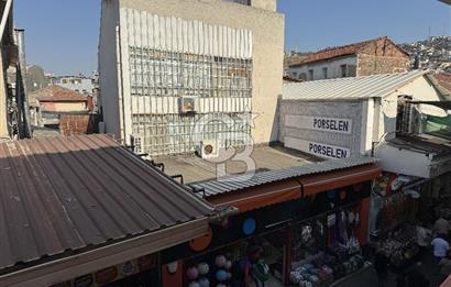 KEMERALTI'NDA 4 KATLI ASANSÖRLÜ,720 M² KAPALI ALANLI TİCARİ BİNA