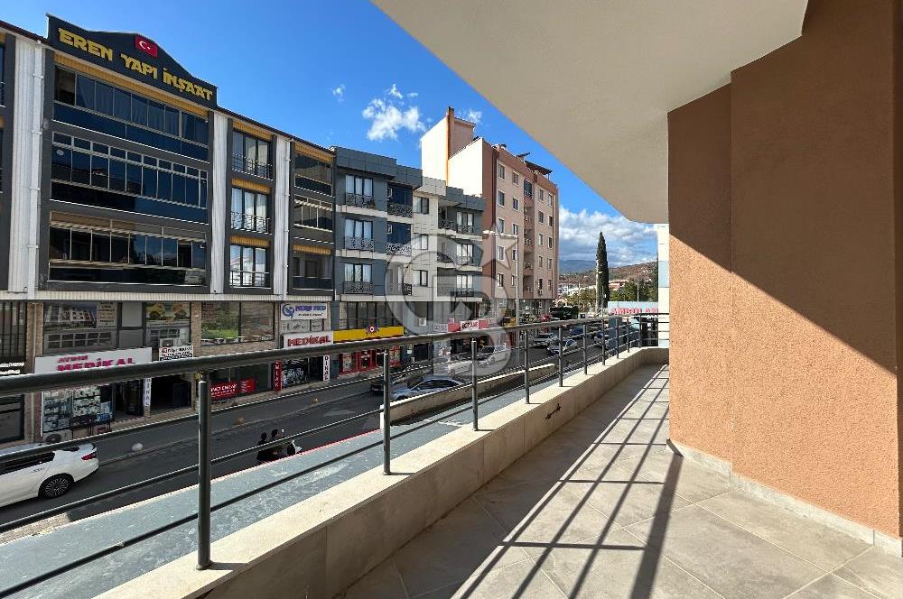 ÖZEL KÖRFEZ HASTANESİ YANINDA 2 YAŞINDA SATILIK 3+1 DAİRE