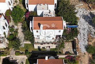 DATÇA MARPHE VİLLALARINDA 3+2 SATILIK VİLLA - 1 - 377020