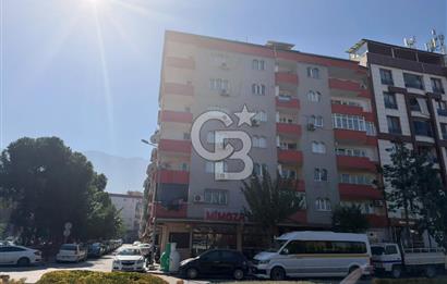MANİSA ŞEHİTLER CADDESİ ÇİFT CEPHE TADİLATLI GENİŞ MANZARALI 3+1 SATILIK 
