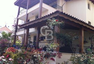 Kumköy de havuzlu şömineli ve türk hamamlı satılık 3+1 tripleks - 1 - 377015