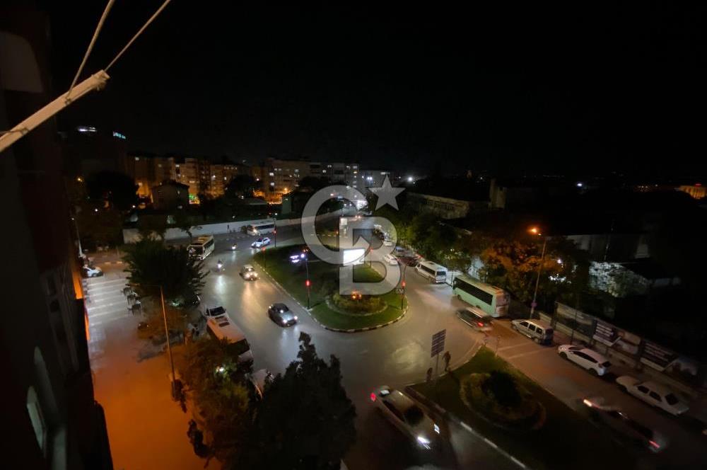 MANİSA ŞEHİTLER CADDESİ ÇİFT CEPHE TADİLATLI GENİŞ MANZARALI 3+1 SATILIK 