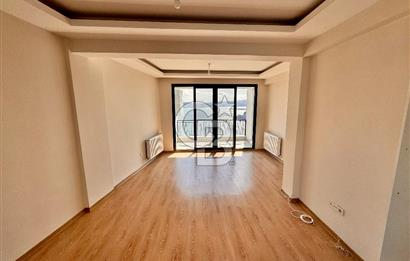 KARŞIYAKA NALDÖKEN‘DE LEBIDERYA DENIZ MANZARALI DAİRE