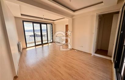 KARŞIYAKA NALDÖKEN‘DE LEBIDERYA DENIZ MANZARALI DAİRE