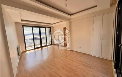 KARŞIYAKA NALDÖKEN‘DE LEBIDERYA DENIZ MANZARALI DAİRE
